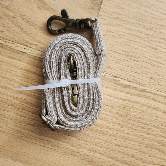 Iyura small clutch hand purse New - Picture 6 of 8